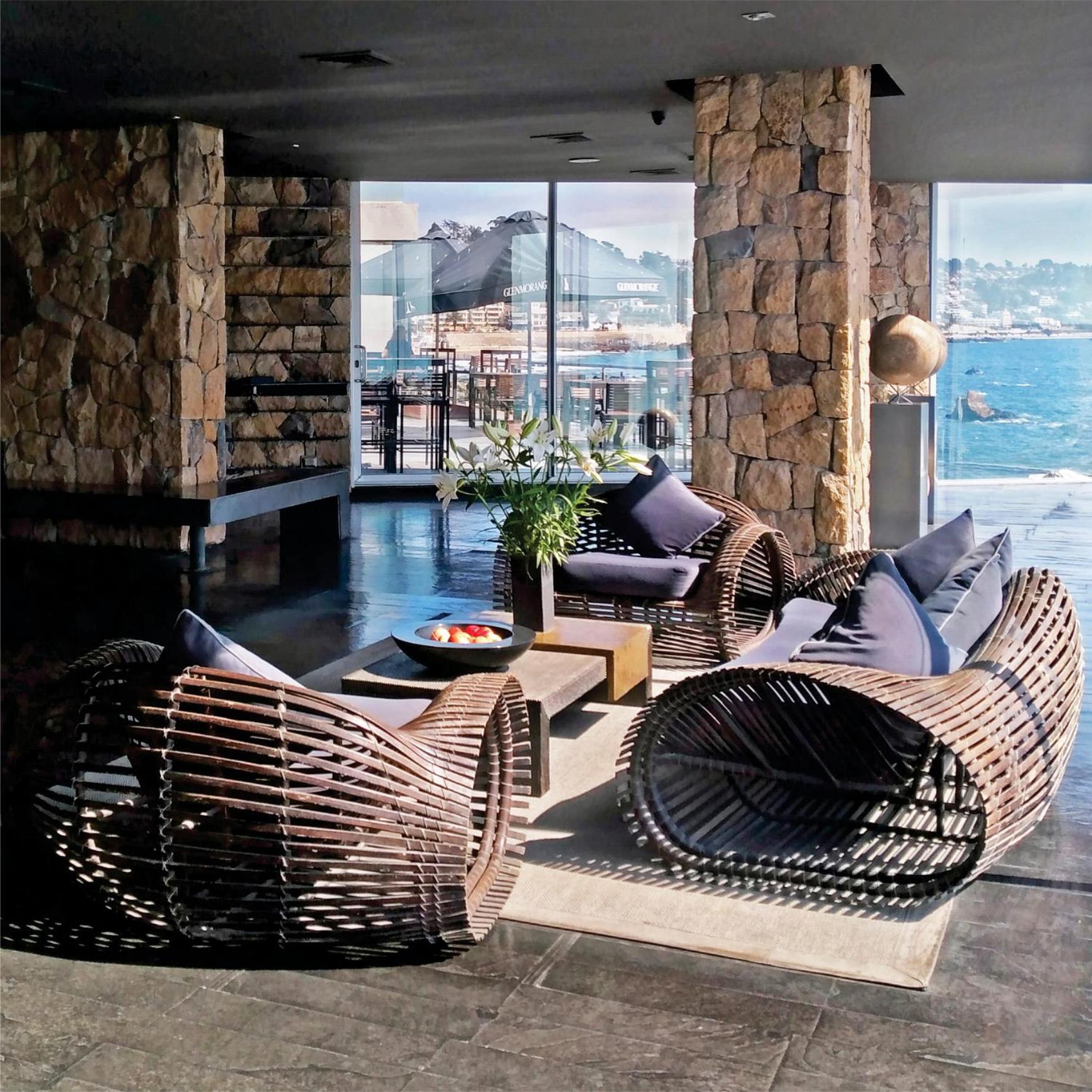 Radisson Blu Acqua Hotel & Spa Concon Bagian luar foto Interior of the hotel
