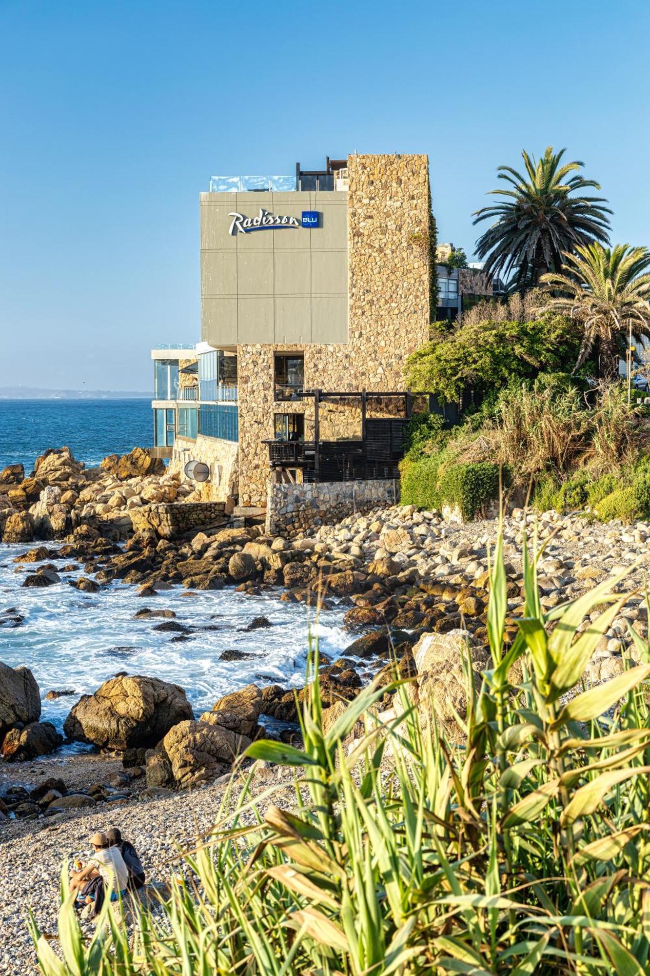 Radisson Blu Acqua Hotel & Spa Concon Bagian luar foto The house from the south