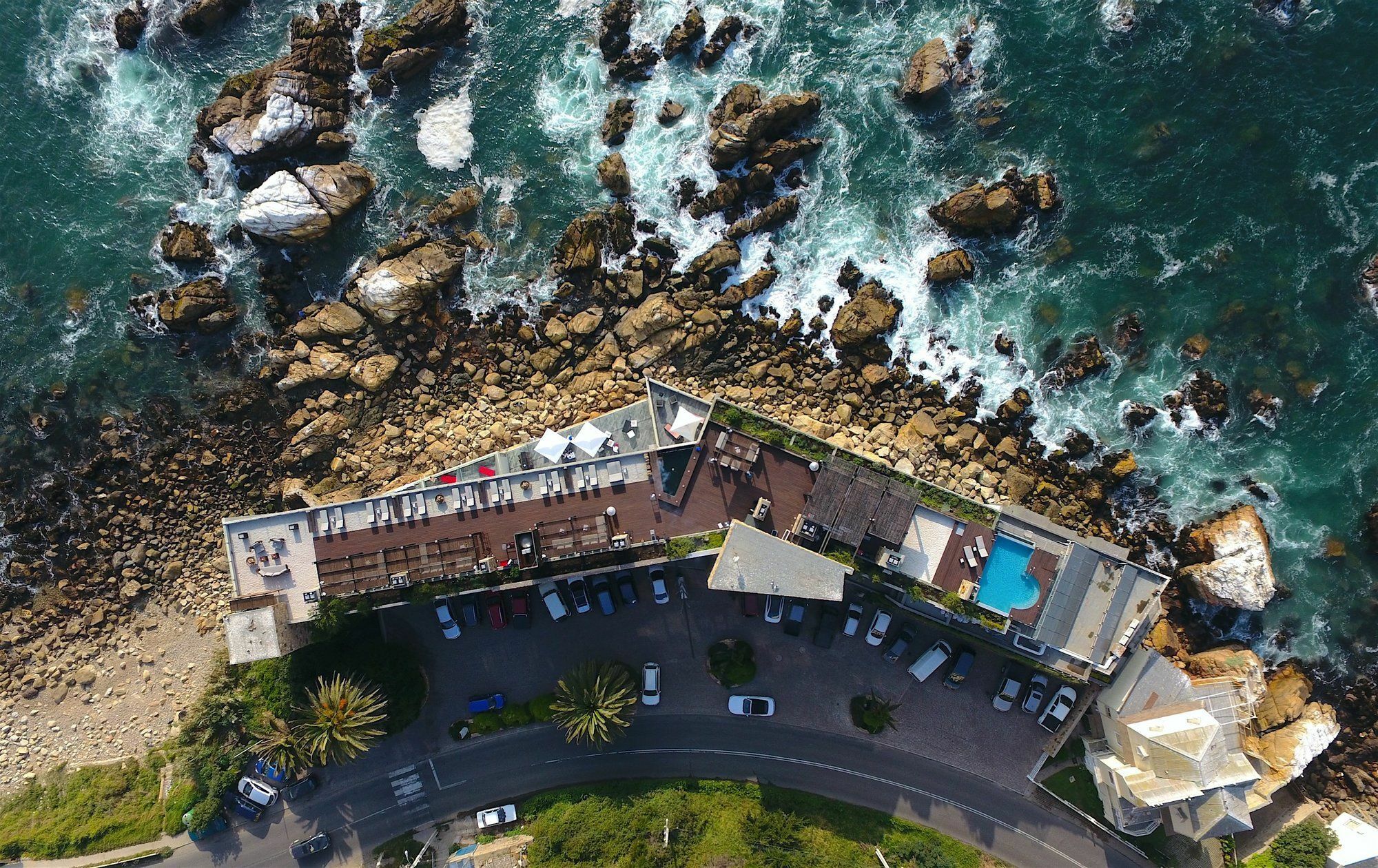 Radisson Blu Acqua Hotel & Spa Concon Bagian luar foto Aerial view of the hotel